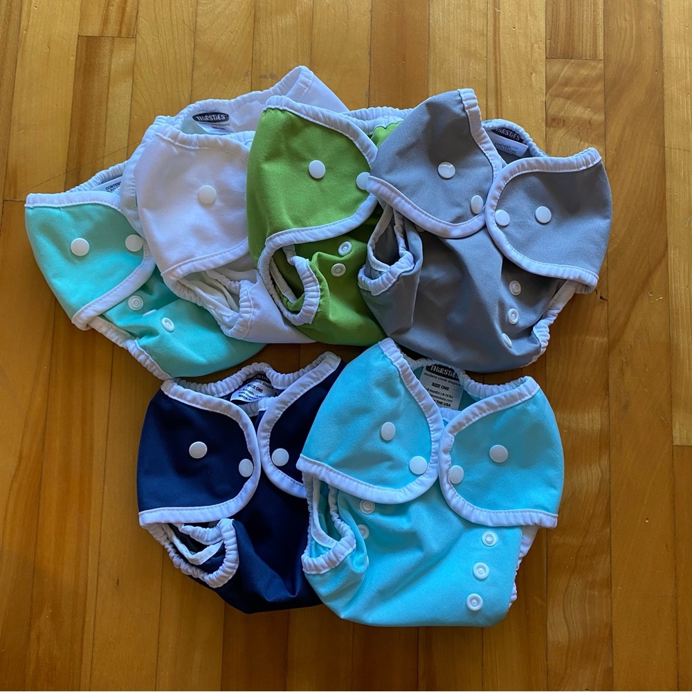 6 small Thirsties pul diaper covers